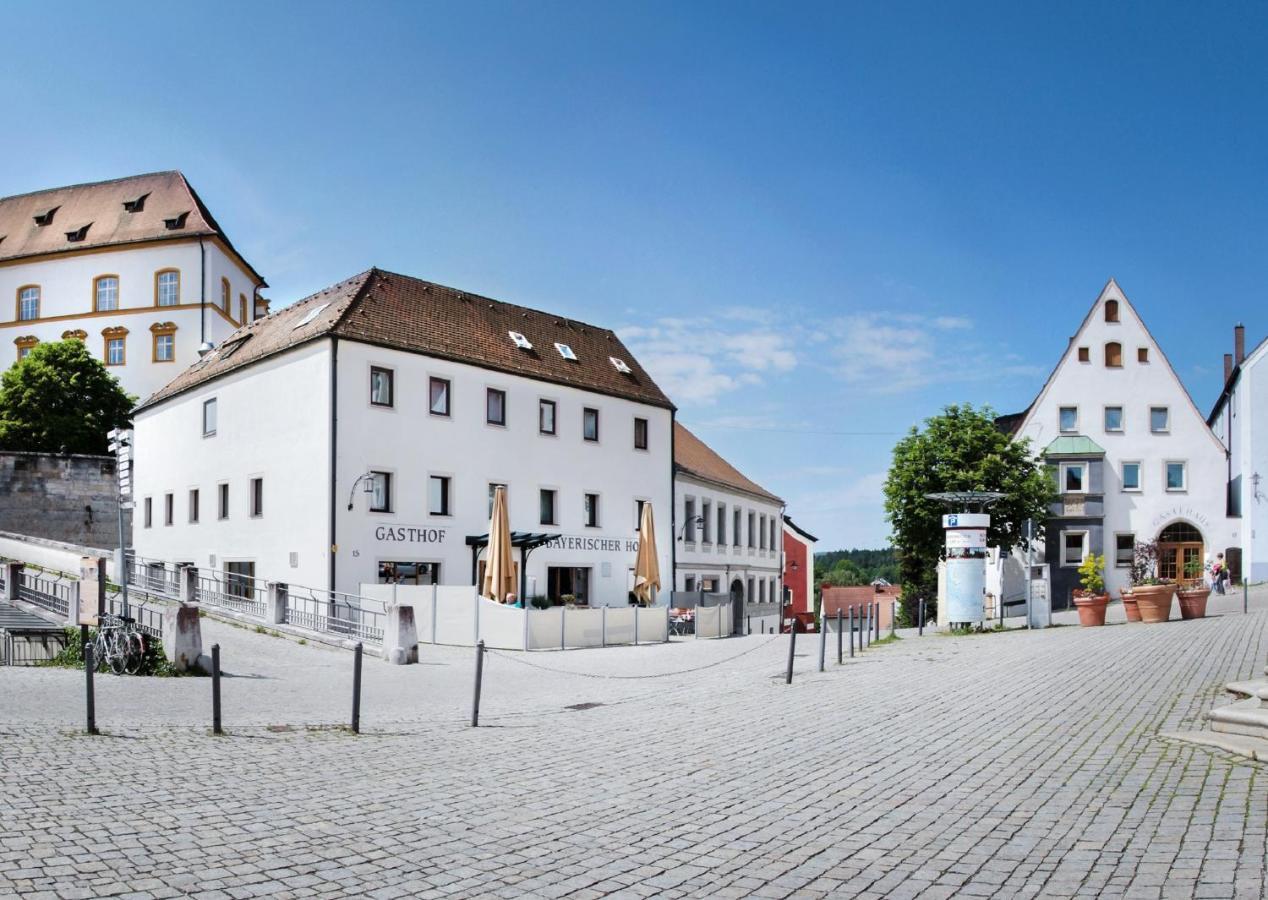 Hotelgasthof Bayerischer Hof Sulzbach-Rosenberg Exterior foto